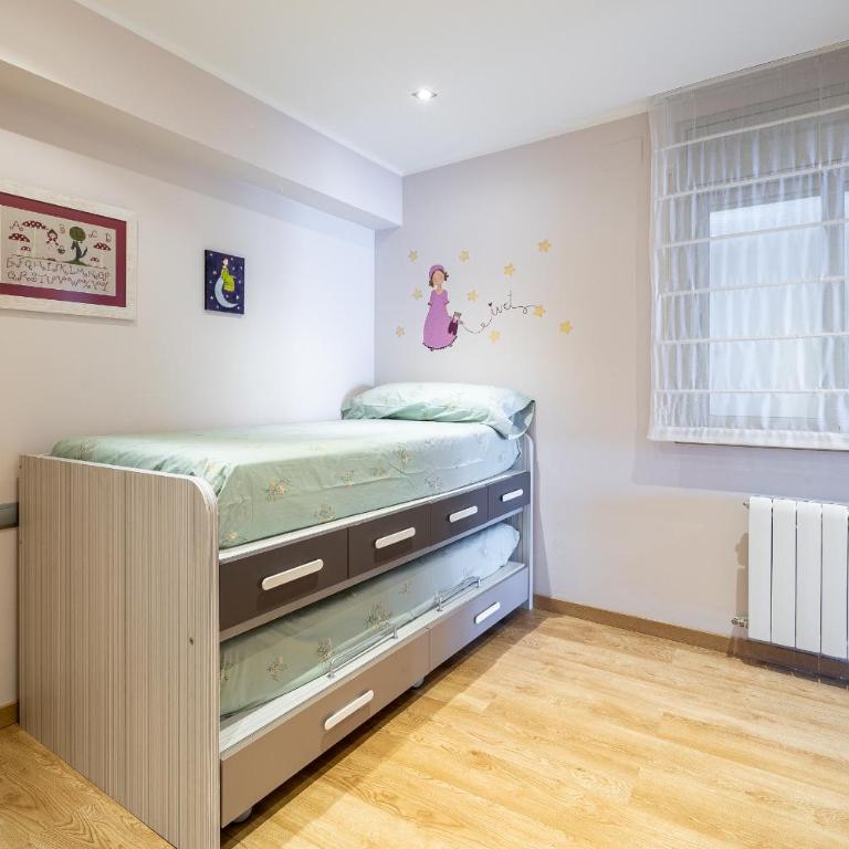 Hauzify I Apartament Sant Roc - Apartamento de 3 dormitorios - 13