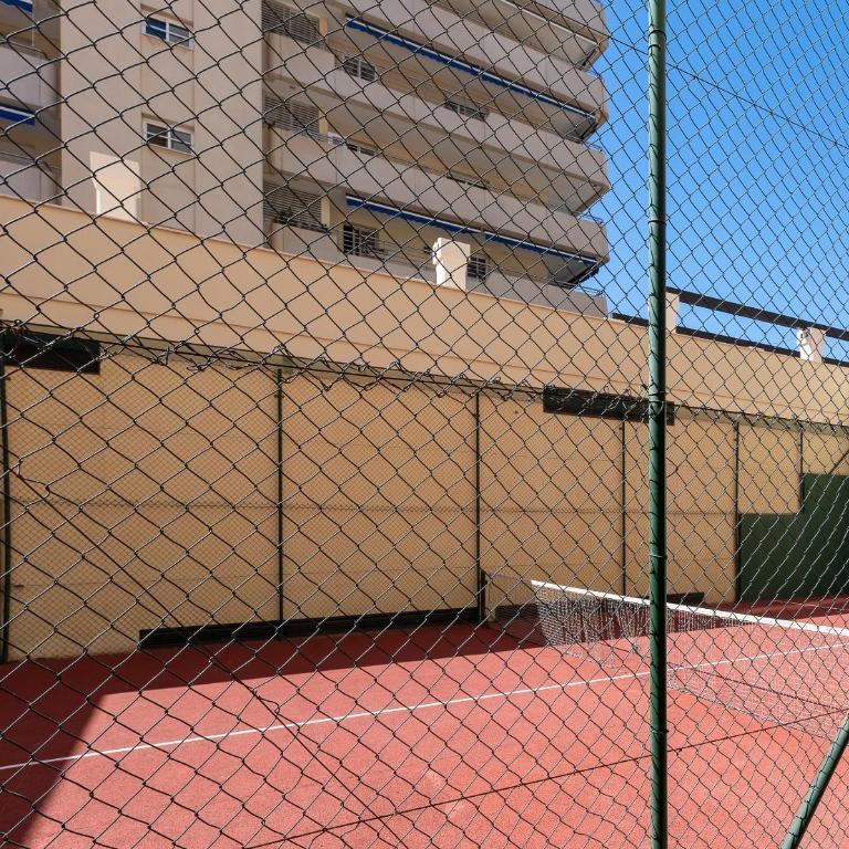 Apartment in Puerto Banus with pool views and parking - Two-Bedroom Apartment - 21