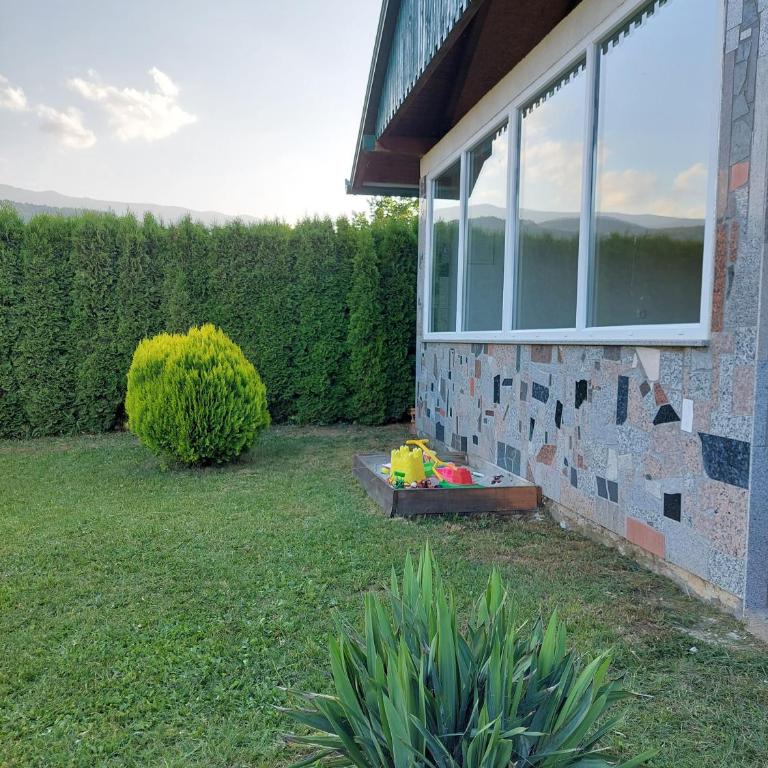 La Reina Una - Two-Bedroom House - 10
