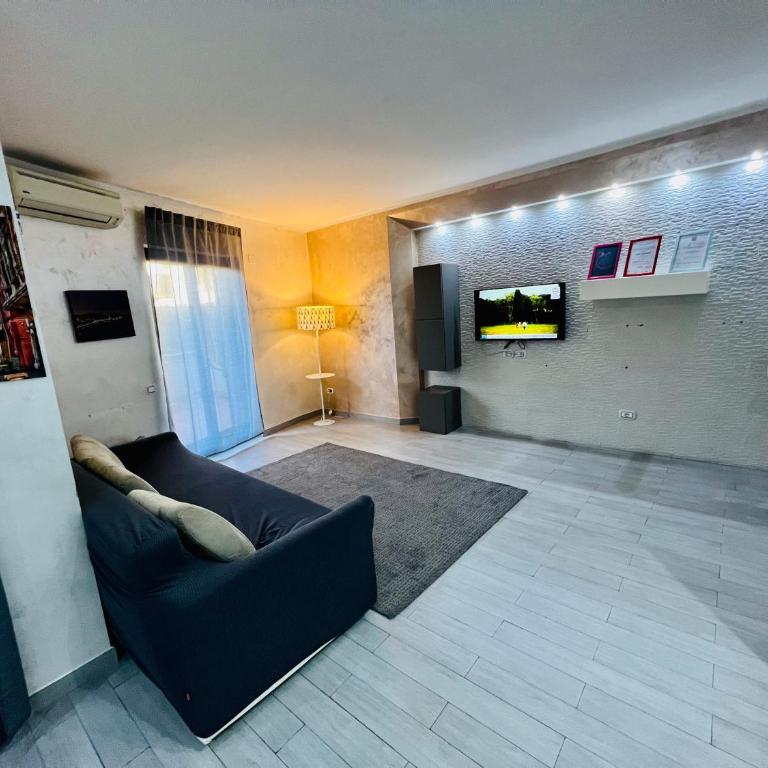 House of Mola - Two-Bedroom Apartment - 9