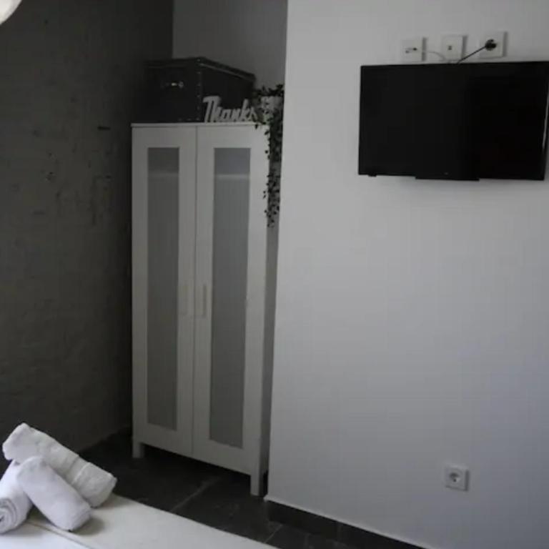 Cozy Rooms - BAÑERA HIDROMASAJE - Suite with Hot Tub - 5