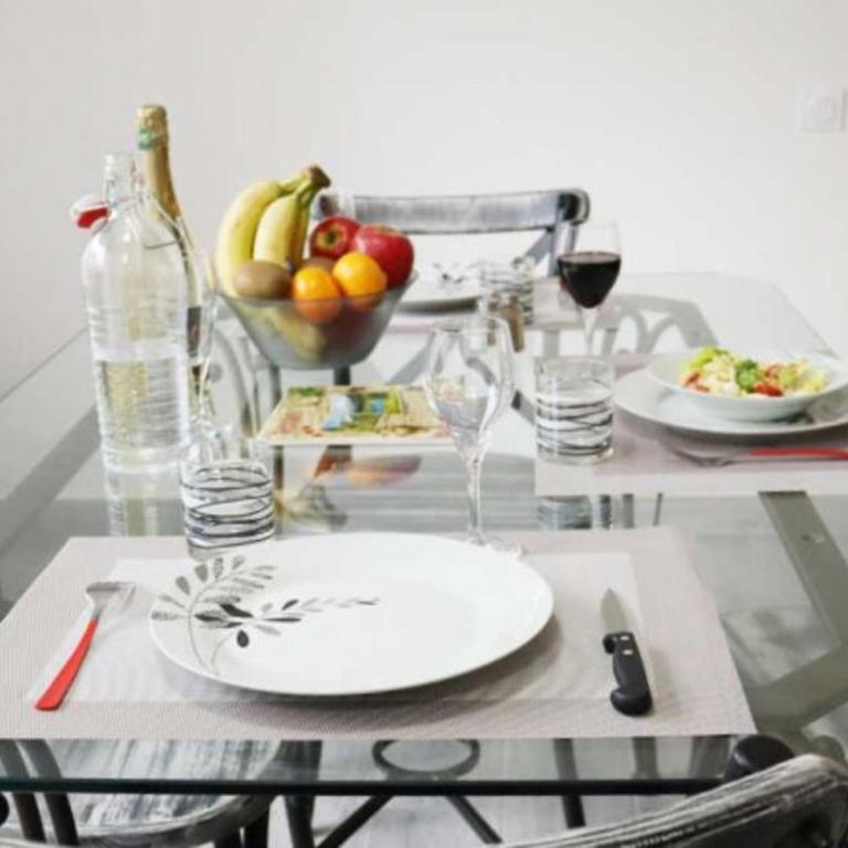 GITE LE BELVEDERE AU REFUGE DU PHOENIX, ECHEVIS - Appartement 1 Chambre - 12