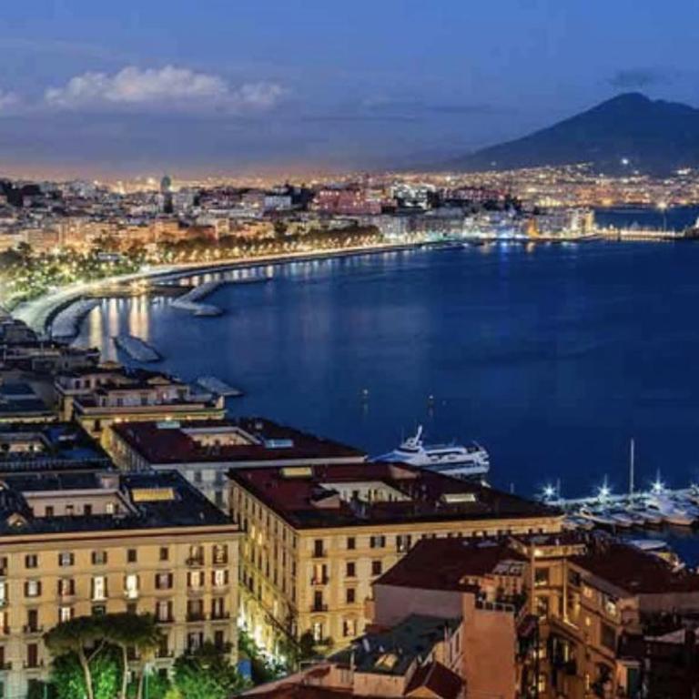 Home Sweet Home Bella Napoli - Apartment - 78