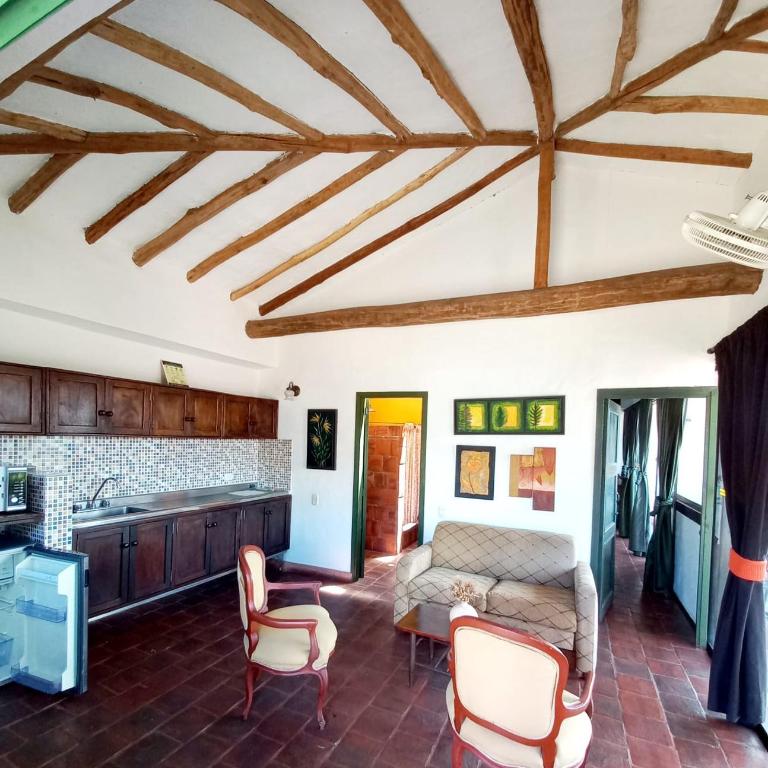 Hotel Mision Santa Barbara - Suite - 12