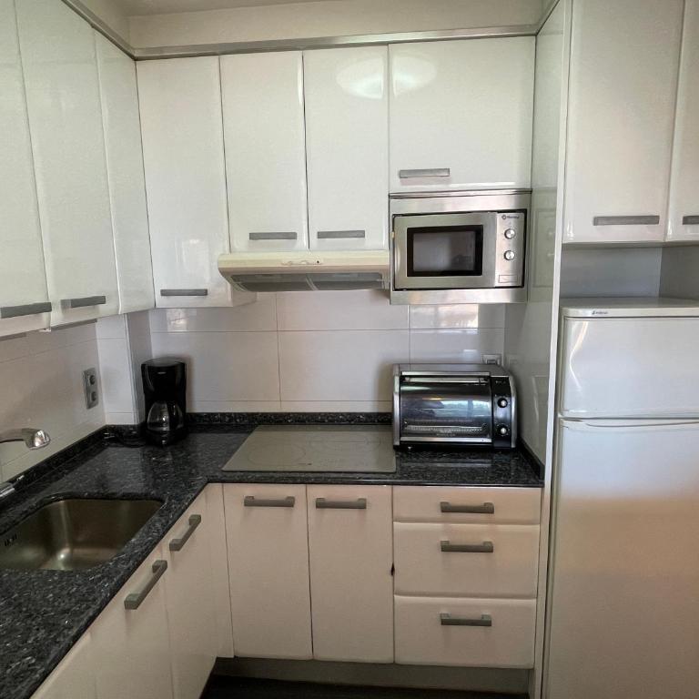 Myhost la Dorada frente al mar - Apartamento de 2 dormitorios - 8