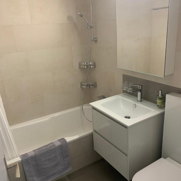 Touring 401 - Apartment - 14