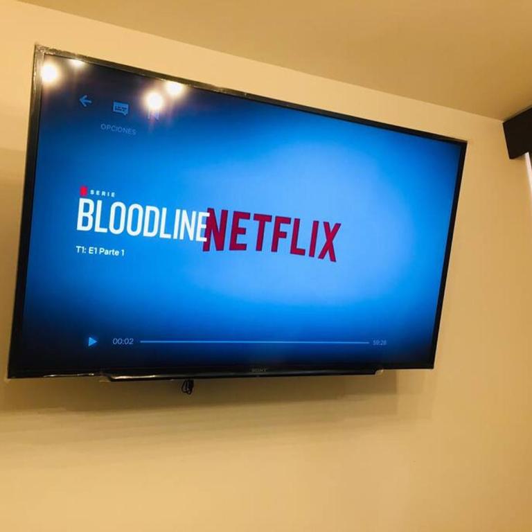 Lujoso Apartamento Nuevo, cerca de todo, moderno 100% amoblado con Netflix, Parqueo gratuito y WIFI. LUXURY - Apartamento de 1 dormitorio - 9