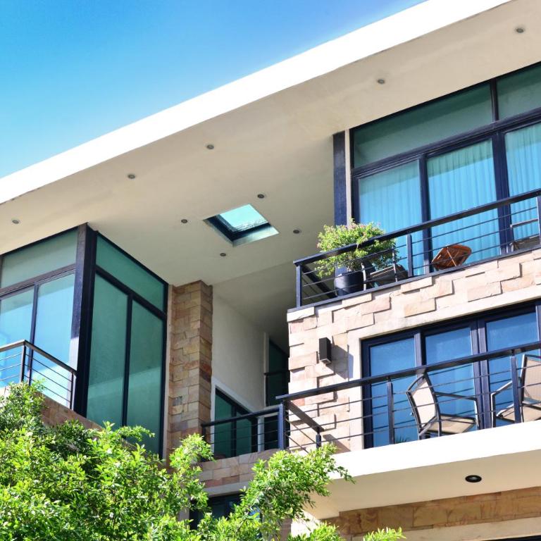 LOCATION- 3-Bdr PENTH-150 mbps- POOL- Priv ROOFTOP - Three-Bedroom Apartment - 1