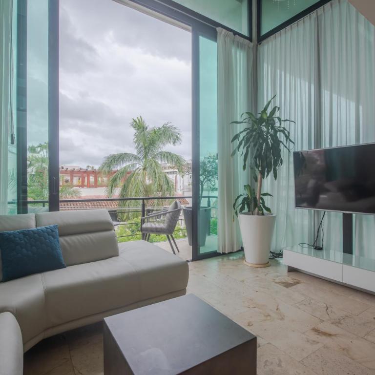 LOCATION- 3-Bdr PENTH-150 mbps- POOL- Priv ROOFTOP - Three-Bedroom Apartment - 18