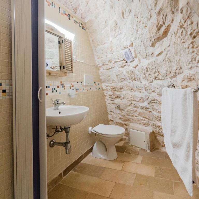 Trulli D'autore - Trullo Double Room with Pool View - 7