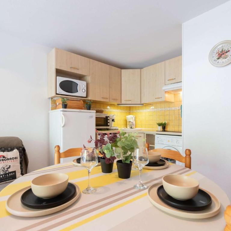 Appartement 4 personnes proche thermes et télécabine à Saint Lary - FR-1-296-374 - Apartment - 3