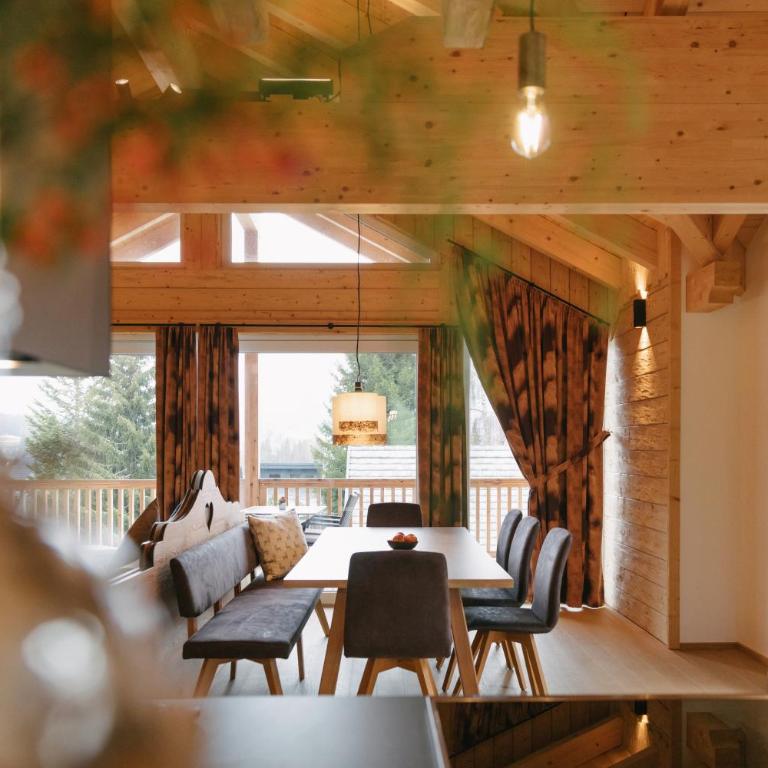 Chalet Village by Apart4you - Penthouse-Apartment mit 3 Schlafzimmern und eigener Sauna - 1