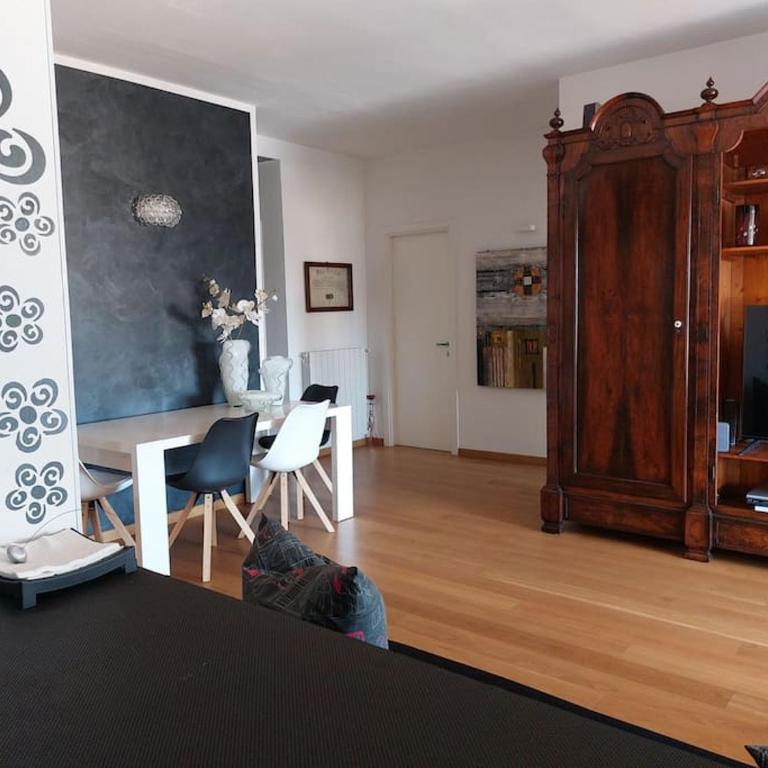 La Casa di Cri - Appartamento con 2 Camere da Letto - 14