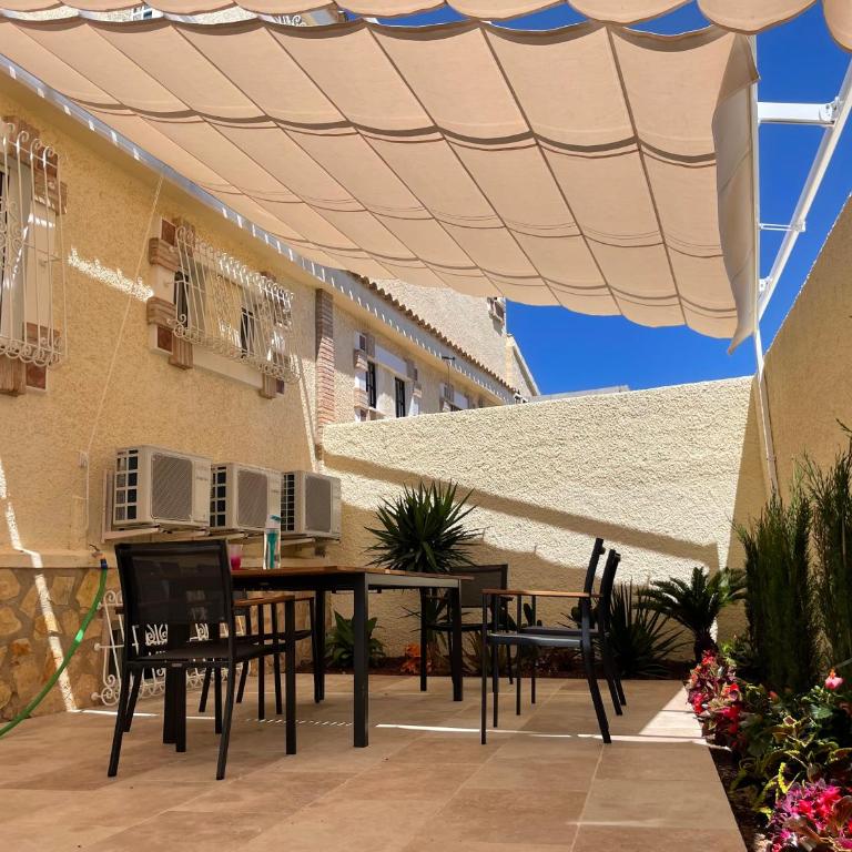 Casa Azure - Three-Bedroom House - 32