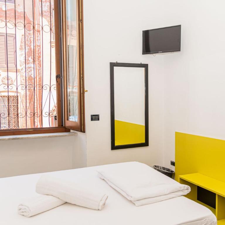 Free Hostels Roma - Camera Matrimoniale con Bagno Privato - 5