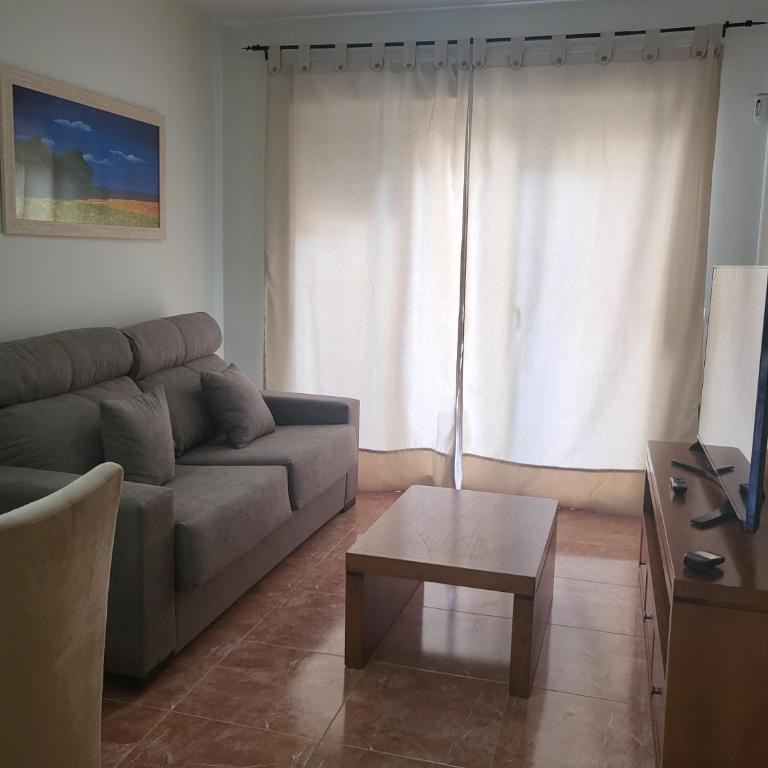 ¡Apartamento en primera línea con terraza y cerca de la piscina comunitaria! - Apartamento de 2 dormitorios - 11