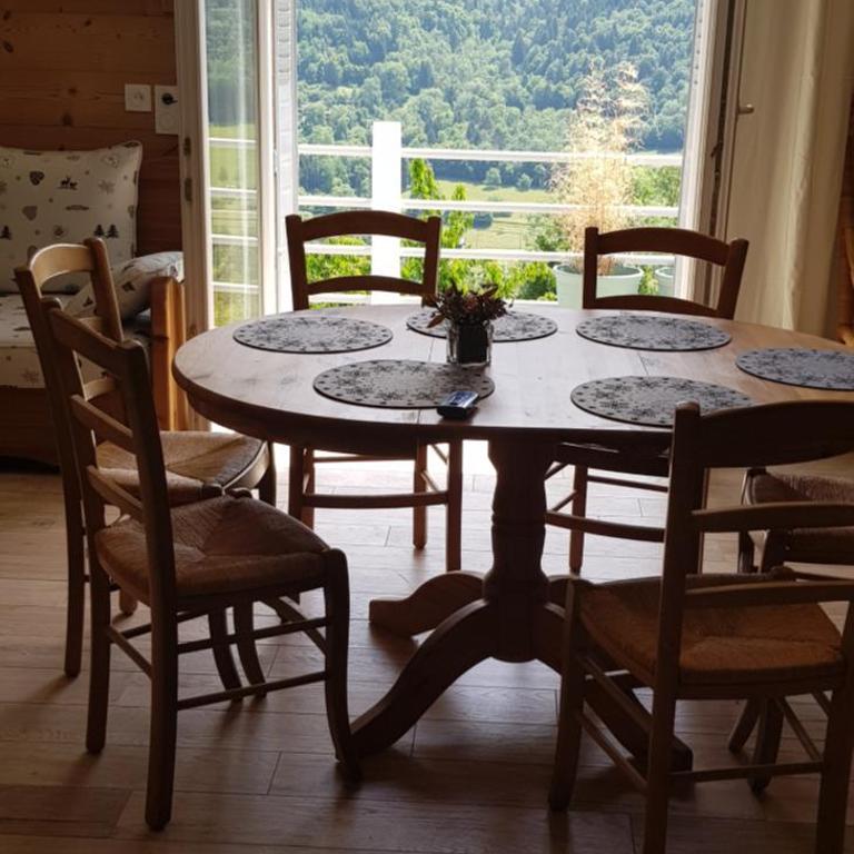 maison du haut de FREYDON ambiance Montagne - Appartement 2 Chambres - 13