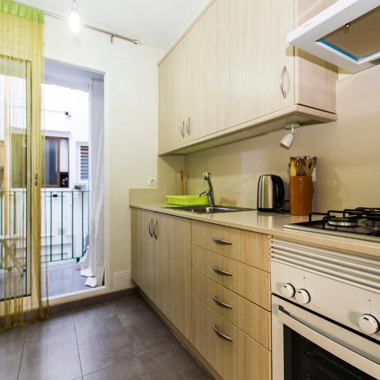 Total Valencia El Carmen (Leisure & Culture) - Two-Bedroom Apartment with Balcony - 8