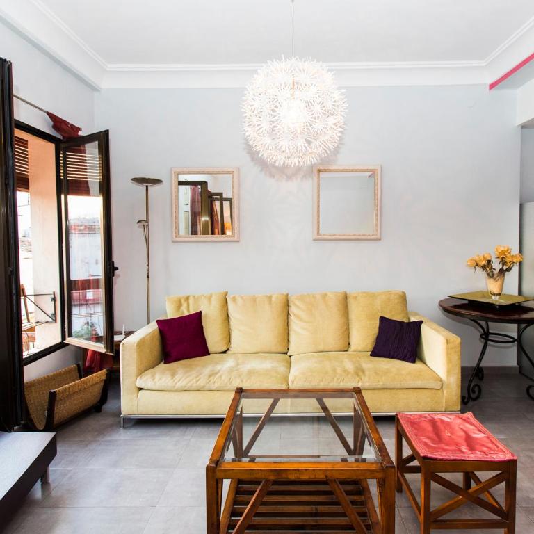 Total Valencia El Carmen (Leisure & Culture) - Two-Bedroom Apartment with Balcony - 9