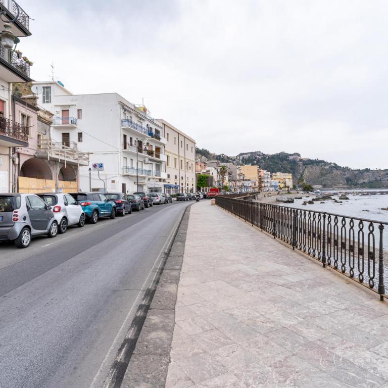 GuestHost - Giardini Naxos Lovely Flat in front of the Beach - Appartamento con 1 Camera da Letto - 15