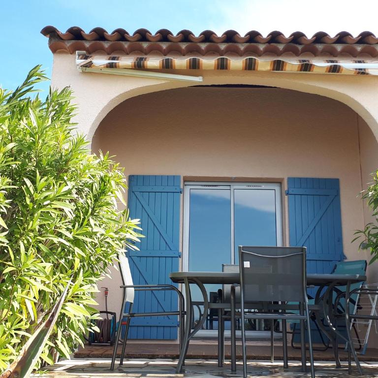 Duplex, vue panoramique sur la Méditerranée, piscine, garage - Appartamento con Vista Mare - 9
