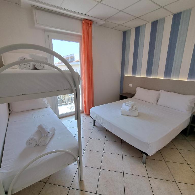 Residence Mare - Apartment with Balcony - 8