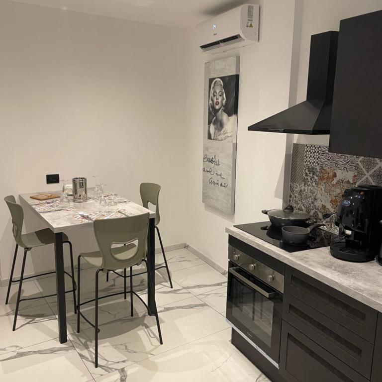 Casa vacanze donna Pina - Two-Bedroom House - 12