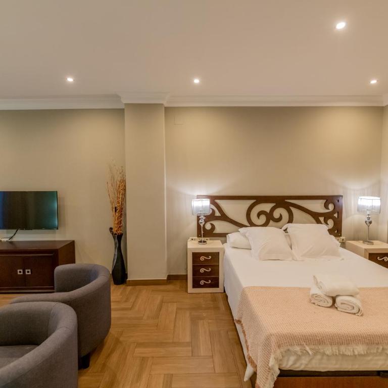 Hotel Monasterio Granada - Adults Only - Deluxe Double Room - 9