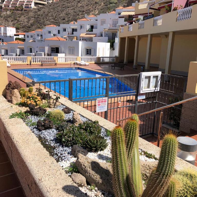Apartamento con impresionantes vistas y piscina - Apartamento con terraza - 61