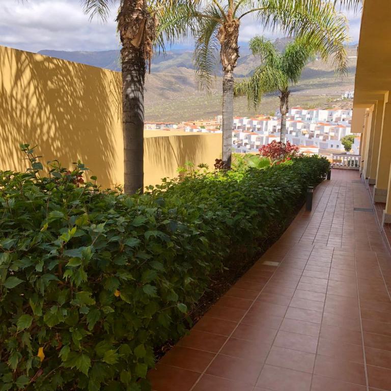 Apartamento con impresionantes vistas y piscina - Apartamento con terraza - 68