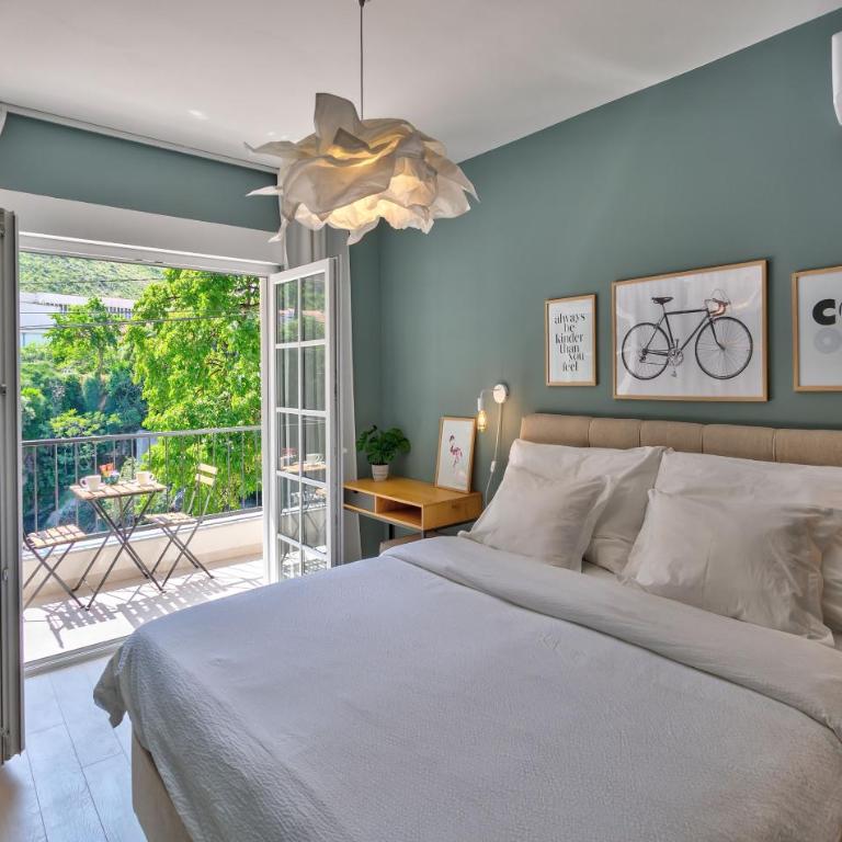 Villa Amaleo - Deluxe Double Room with Balcony and Sea View - 11