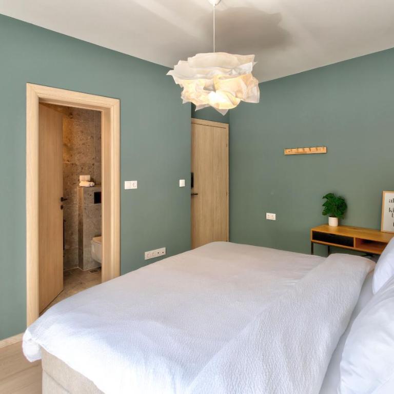 Villa Amaleo - Deluxe Double Room with Balcony and Sea View - 2
