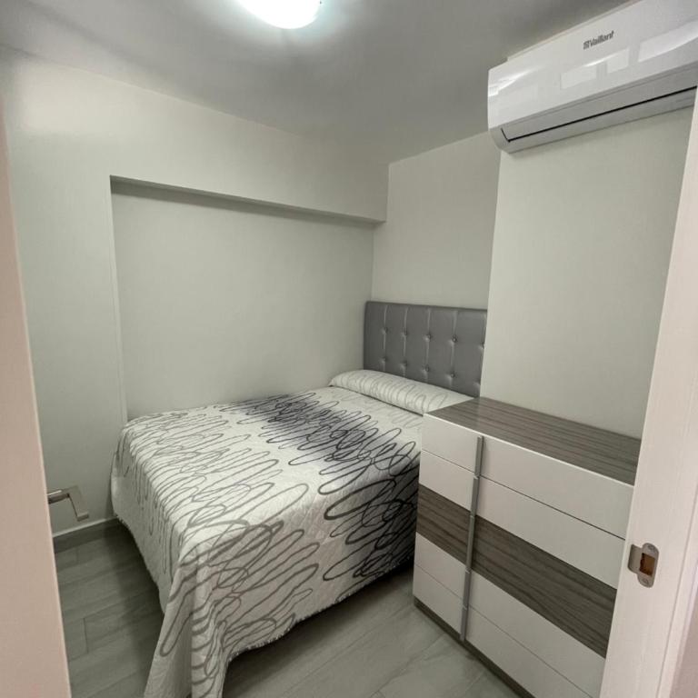 Precioso apartamento de lujo en cullera - Three-Bedroom Apartment - 20