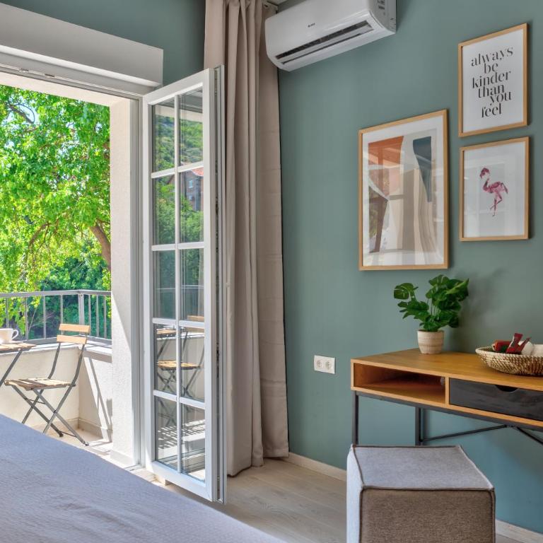 Villa Amaleo - Deluxe Double Room with Balcony and Sea View - 4
