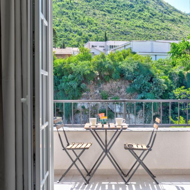 Villa Amaleo - Deluxe Double Room with Balcony and Sea View - 2