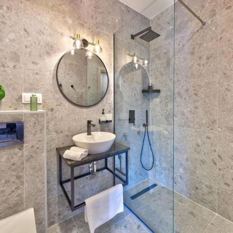 Villa Amaleo - One-Bedroom Apartment - 10