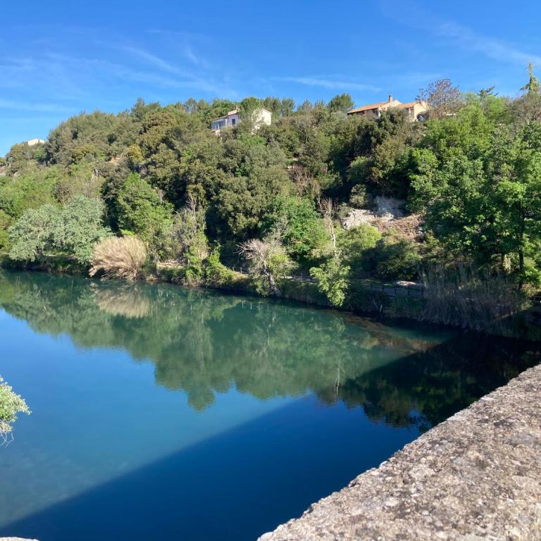 T2 Classé 2* calme au coeur du village provençale - Apartment mit 1 Schlafzimmer - 18