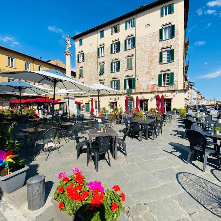 Le Stanze Di Piazza Cairoli - King Room with Lake View - 11