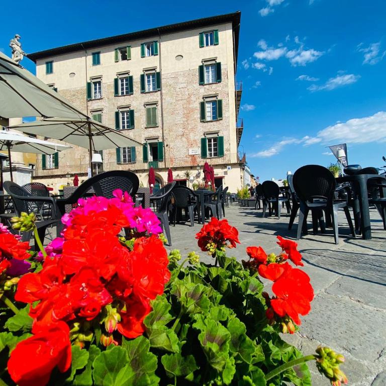 Le Stanze Di Piazza Cairoli - King Room with Lake View - 13
