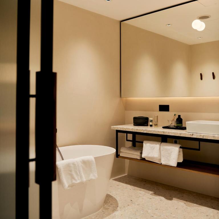 Karl August - a Neighborhood Hotel - Suite - 12