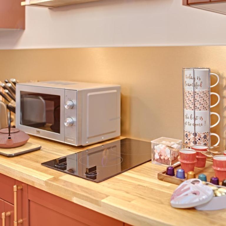 Miss Marguerite Suite - One-Bedroom Apartment - 27