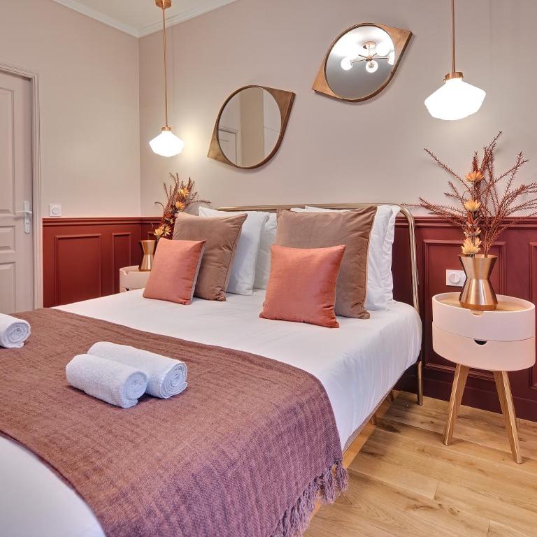 Miss Marguerite Suite - One-Bedroom Apartment - 8