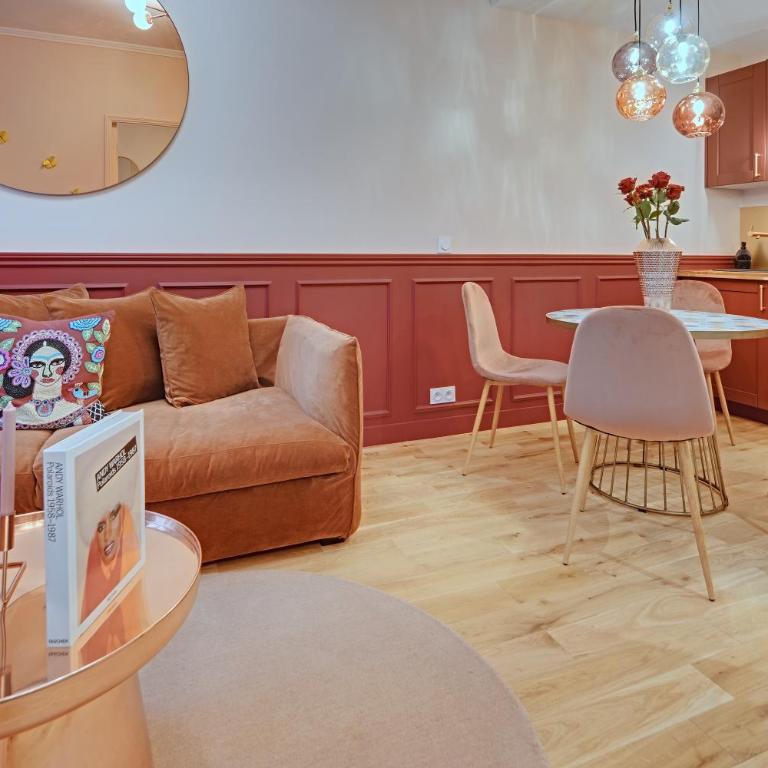 Miss Marguerite Suite - One-Bedroom Apartment - 21