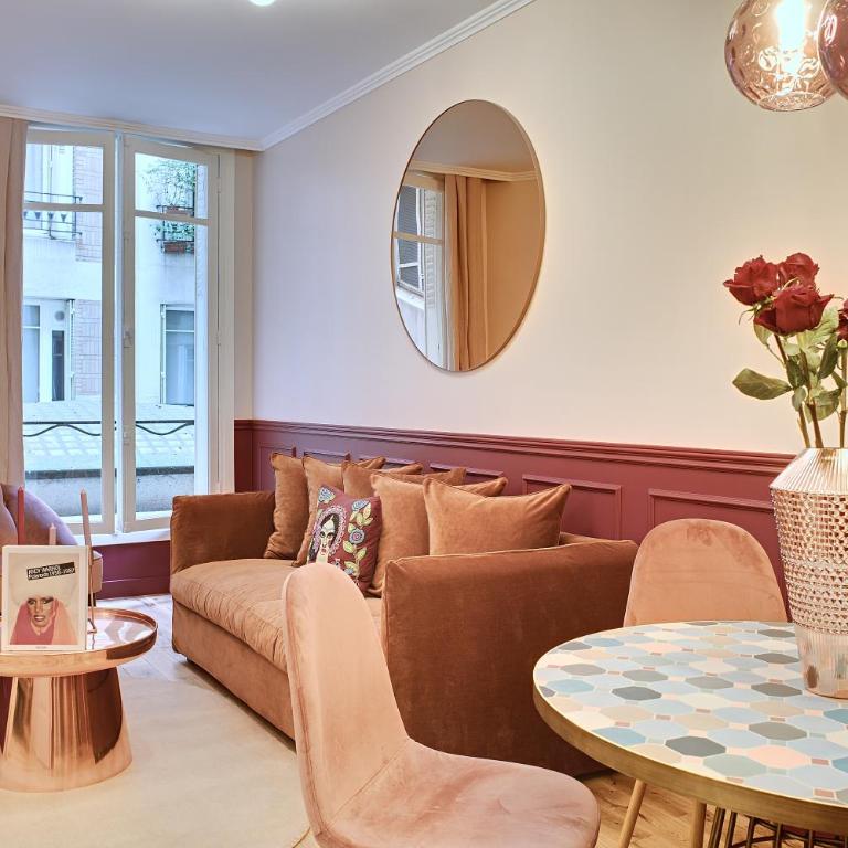 Miss Marguerite Suite - One-Bedroom Apartment - 22