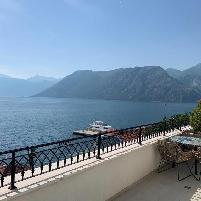 Penthouse on the Bay - 20m from the Beach - Apartman sa 2 Spavaće Sobe, Balkonom i Pogledom na More - 9