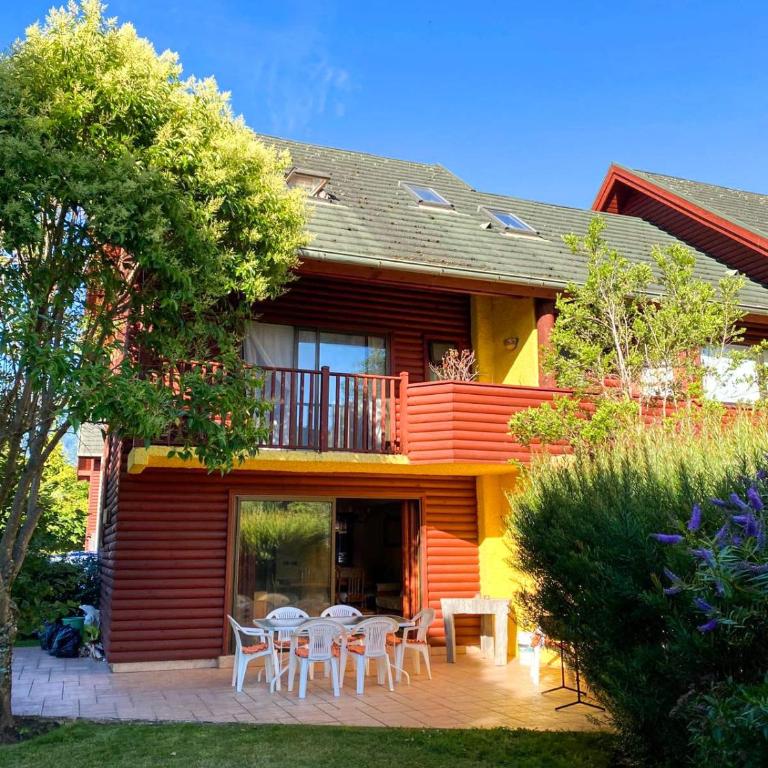 Casa en Condominio Foresta central y a 200 mt playa - Apartment - 10