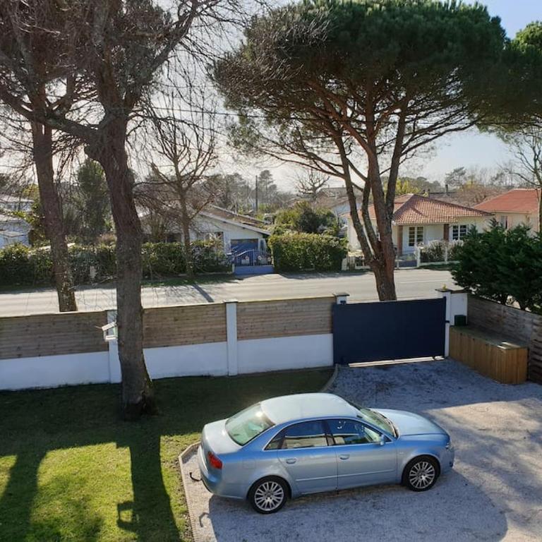 Superbe Villa 11 places à 400 m de la plage - Villa - 30