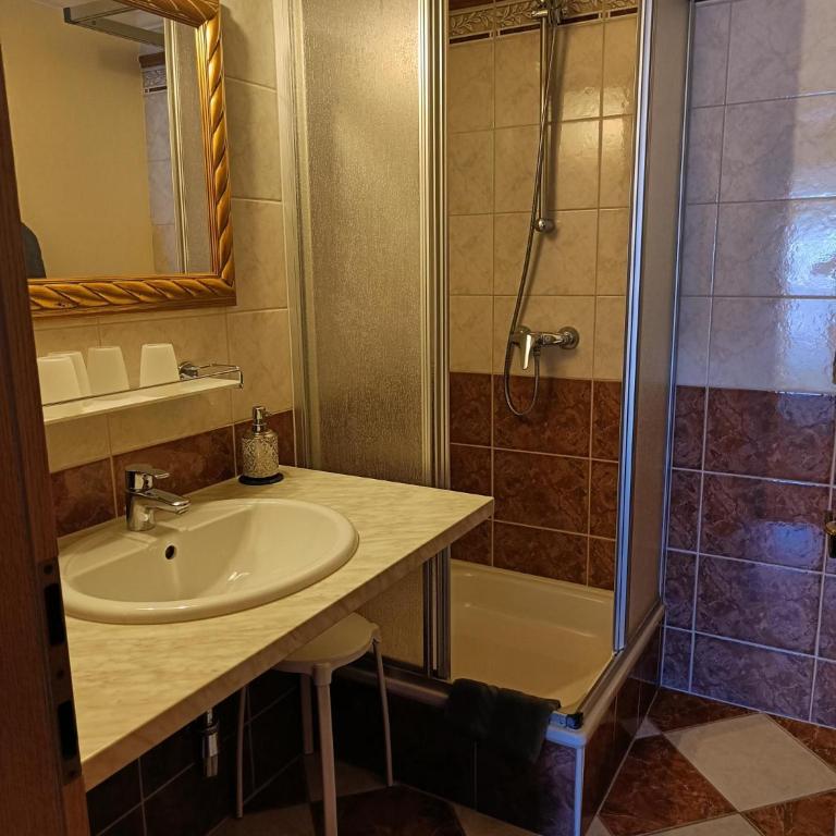 Hotel Kreutzer - Doppelzimmer - 7