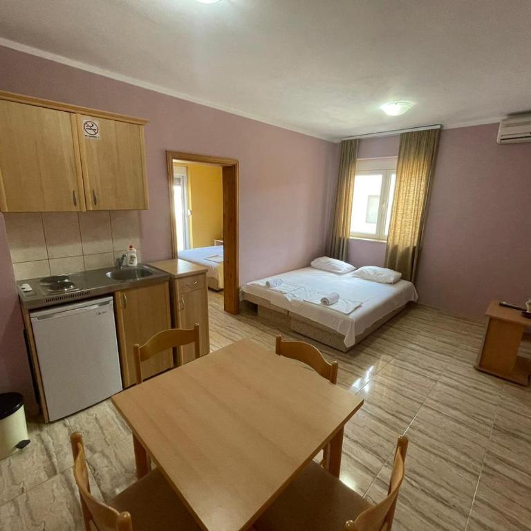 Mali Medved Ulcinj - Apartman sa 2 Spavaće Sobe - 4