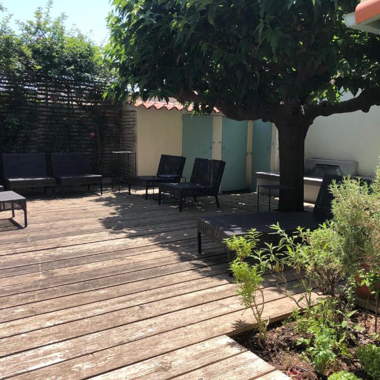 studio avec terrasse et jardin à 3 minutes à pied de la plage - Casa con 1 dormitorio - 2